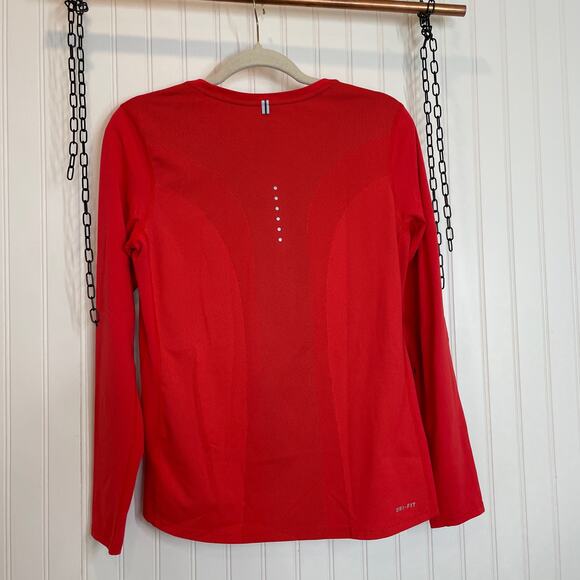 Nike Red Long Sleeve Active Top & Mid Rise Leggings Size M - Picture 4 of 7